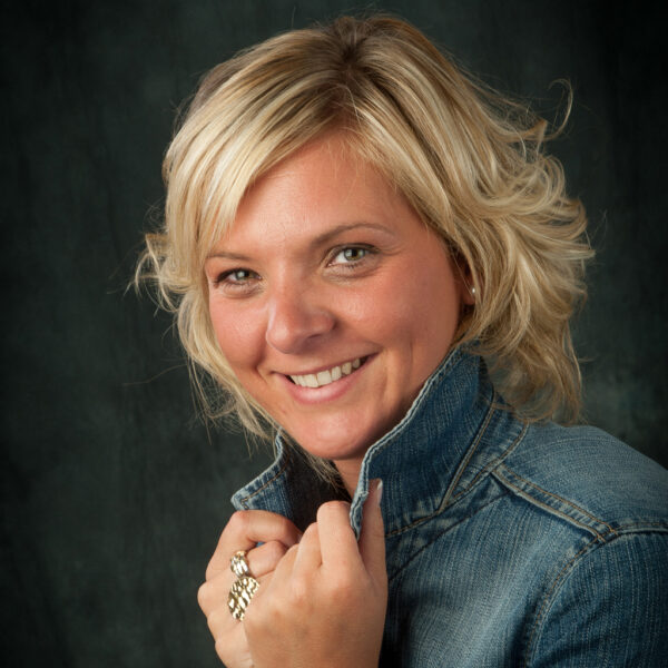 jessie-boulord-envie-d-etre-protrait-600x600